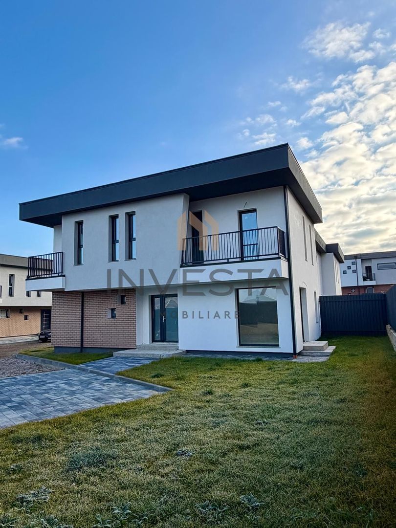 Casa de vanzare zona exclusivista de case Floresti - Poză 12