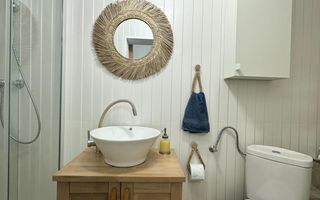 Imobil cu destinatii multiple- 6 apartamente - Poză 6