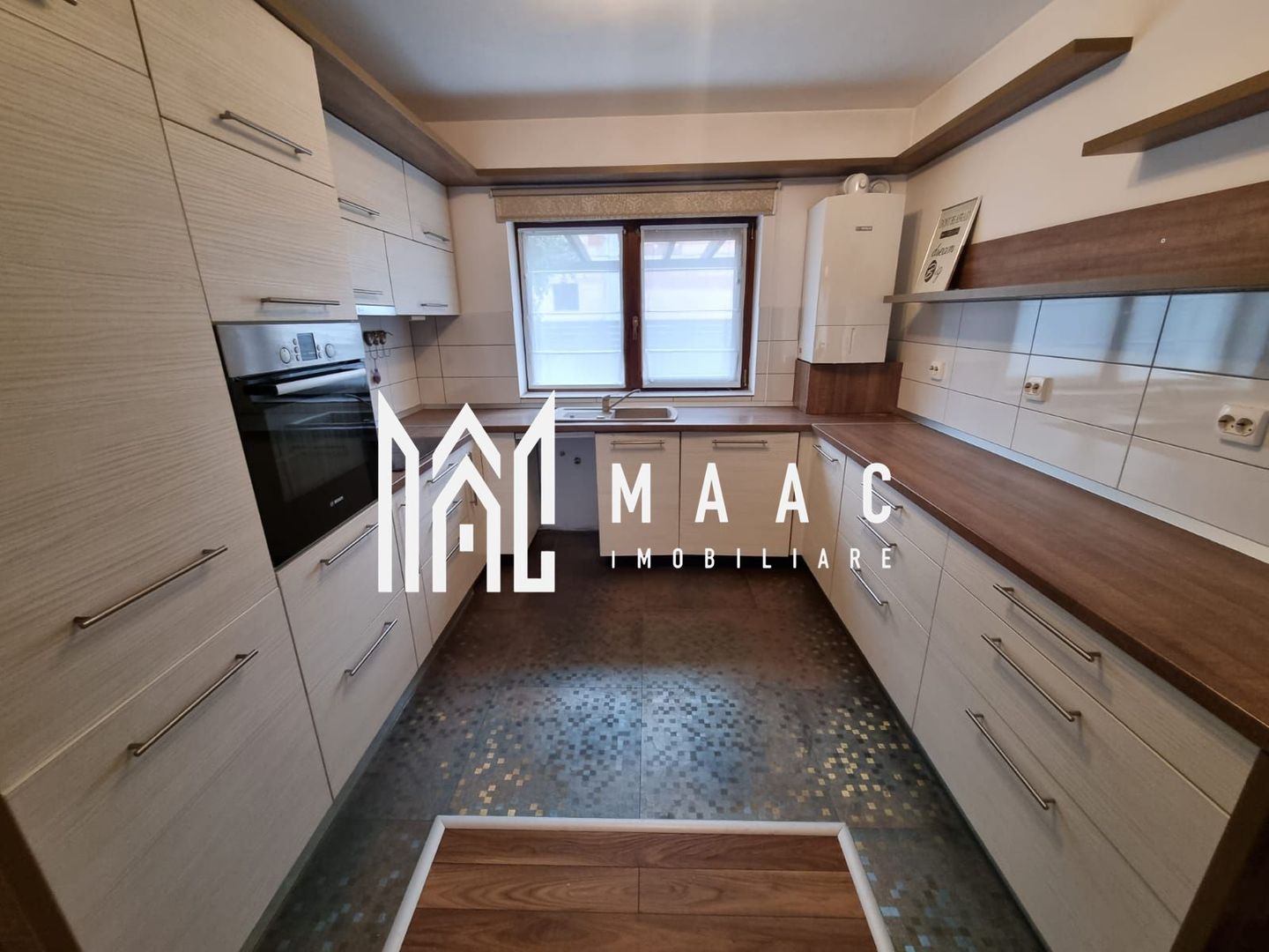 Casa 4 camere | Teren 200 mp | 2 Locuri de parcare - Poză 16