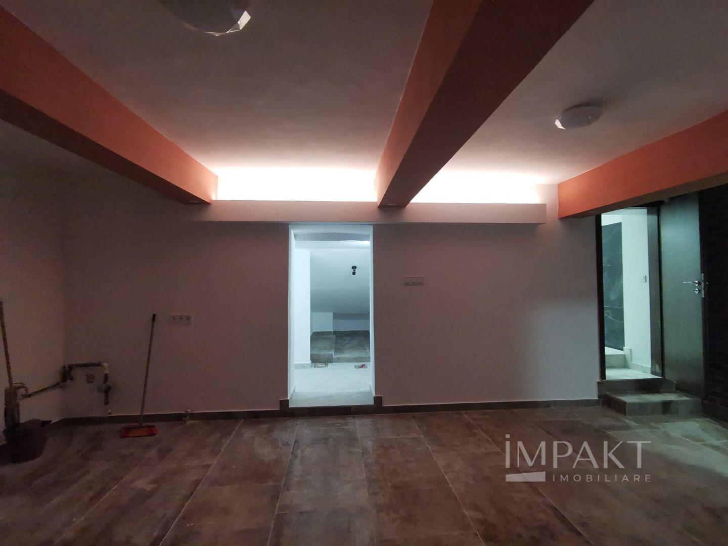 De vanzare -spatiu birouri 2 camere - Centru - Poză 1