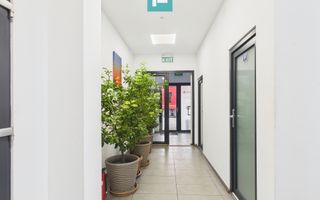 Spații moderne 205 mp și parcare, lângă autostradă - Poză 7