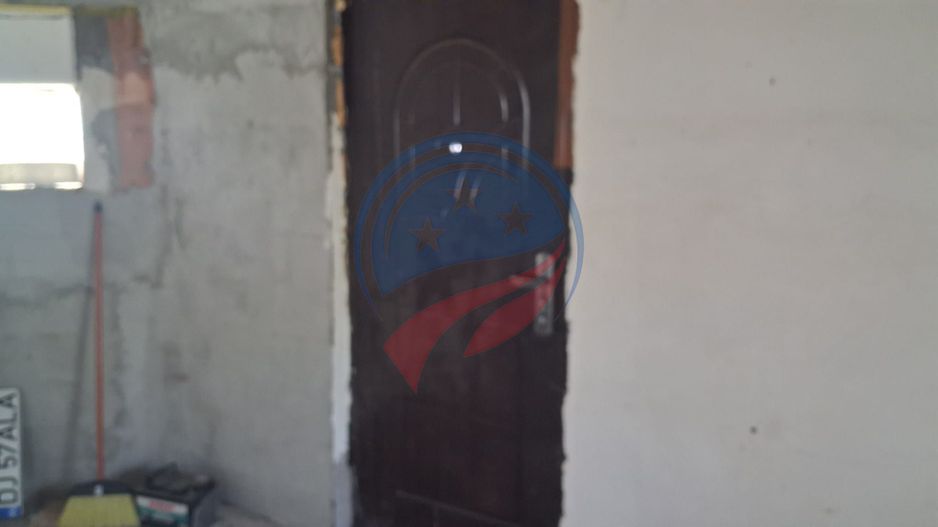 Casa 3 camere, teren 736 mp, de vanzare în Bailesti - Poză 12