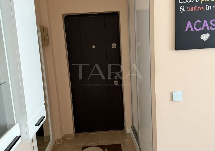 Apartament mobilat și utilat, balcon închis și parcare inclusă. - Poză 6