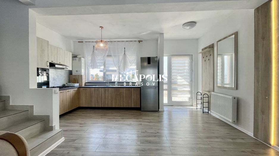 Duplex 4 camere | Complex modern | Stradă asfaltată - Poză 3