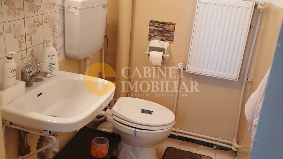 GALATA - Apartament 4 camere decomandat - Poză 5