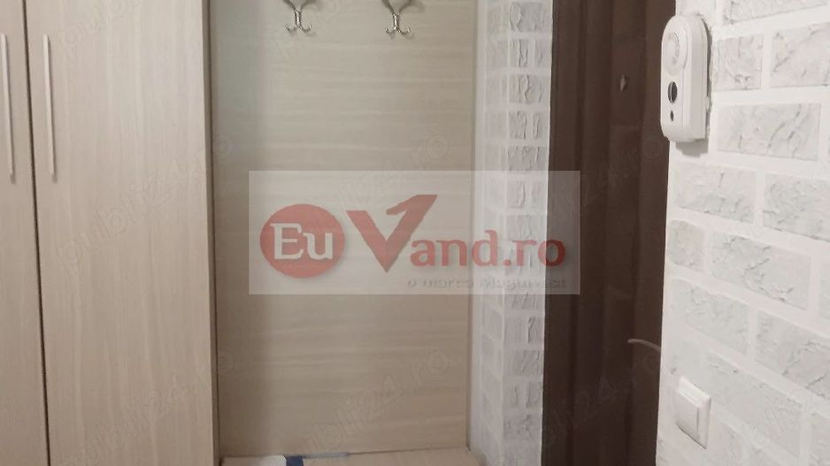 De inchiriat aparatament cu 2 camere, ultracentral , 400 euro - Poză 4