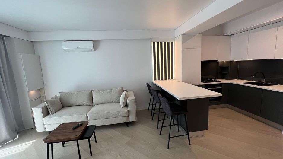 2 camere || loc de parcare inclus|| Cortina North - Poză 1
