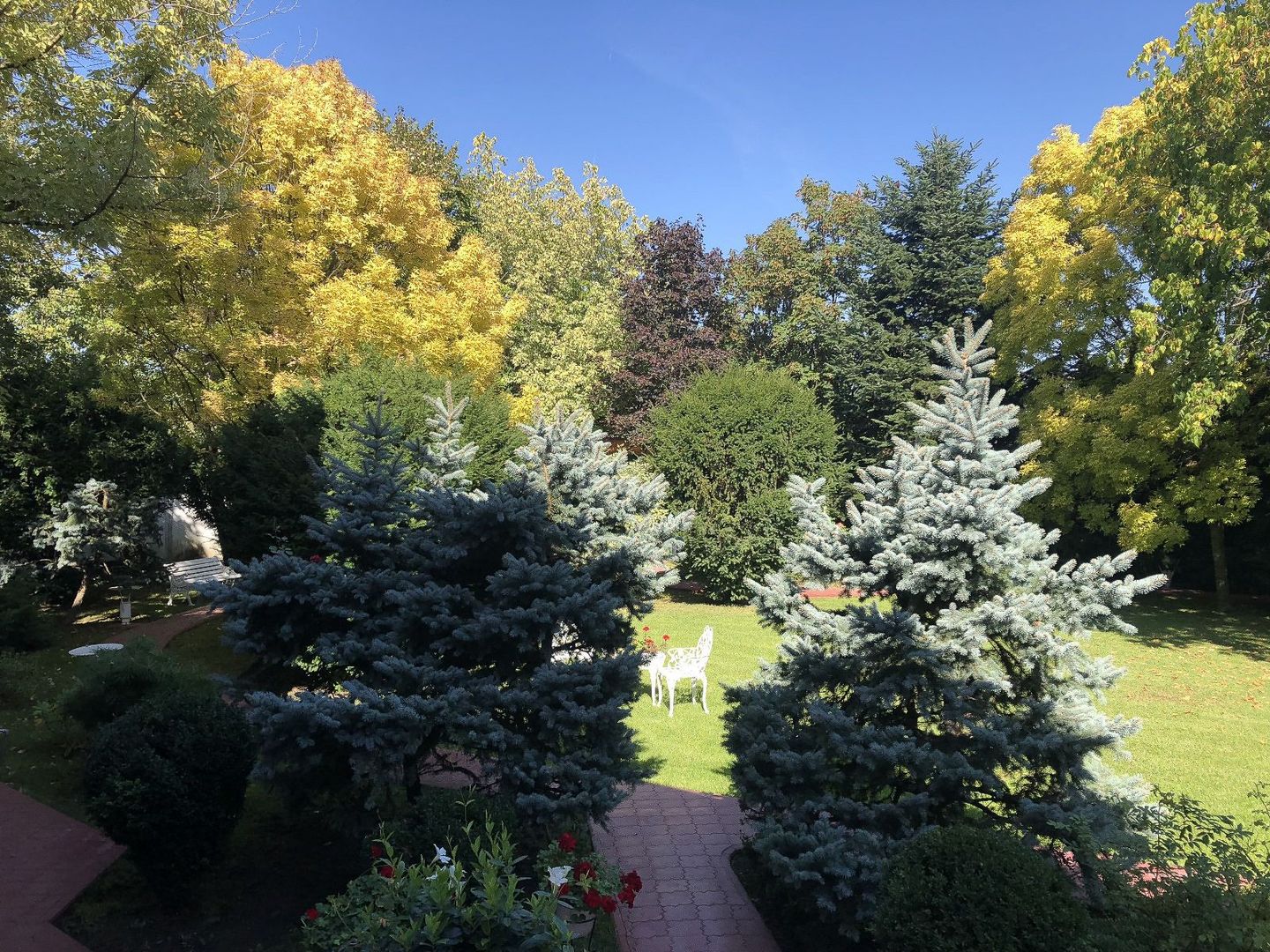 PROPRIETATE CU ENERGIE PURA |  Sanctuarul Eleganței și Rafinamentului - Poză 21