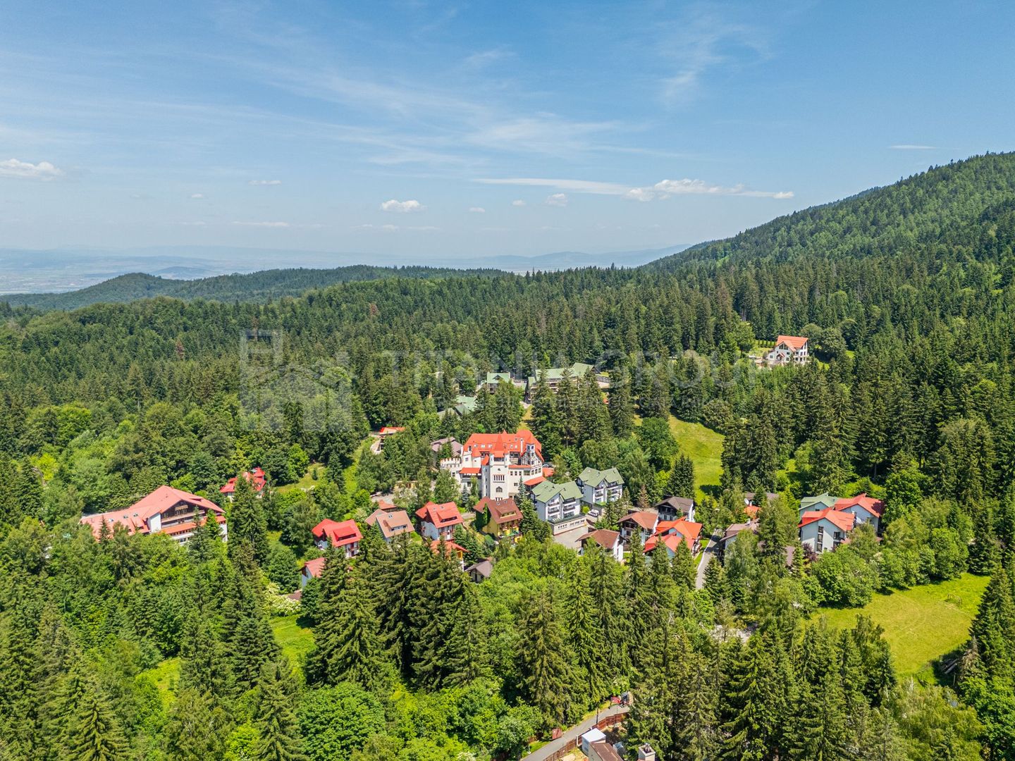 Teren intravilan Poiana Brasov,  cu proiect casa de vacanta tip Chalet - Poză 11