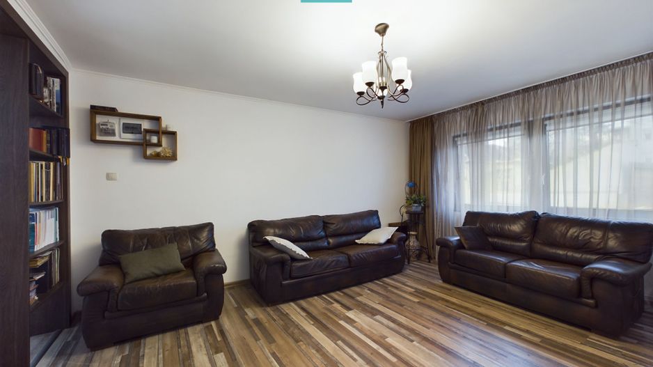 Vilă în Vlaicu - Poză 8