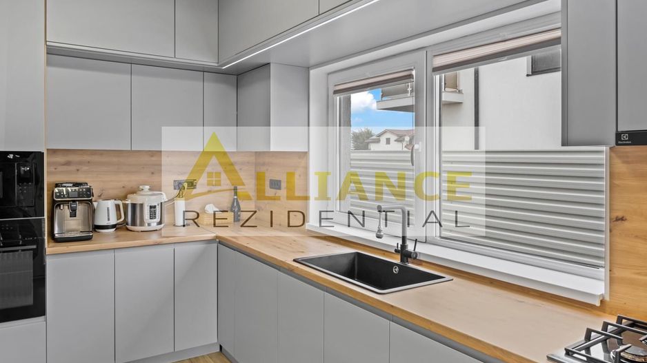 Casa individuala || P+1E+POD || 4 camere - 3 bai  || 300 mp teren || - Poză 7