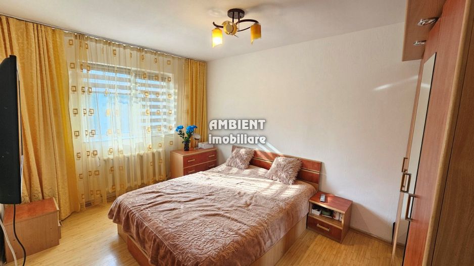 Apartament cu 3 camere, renovat total, zona Decebal - Kaufland; - Poză 4