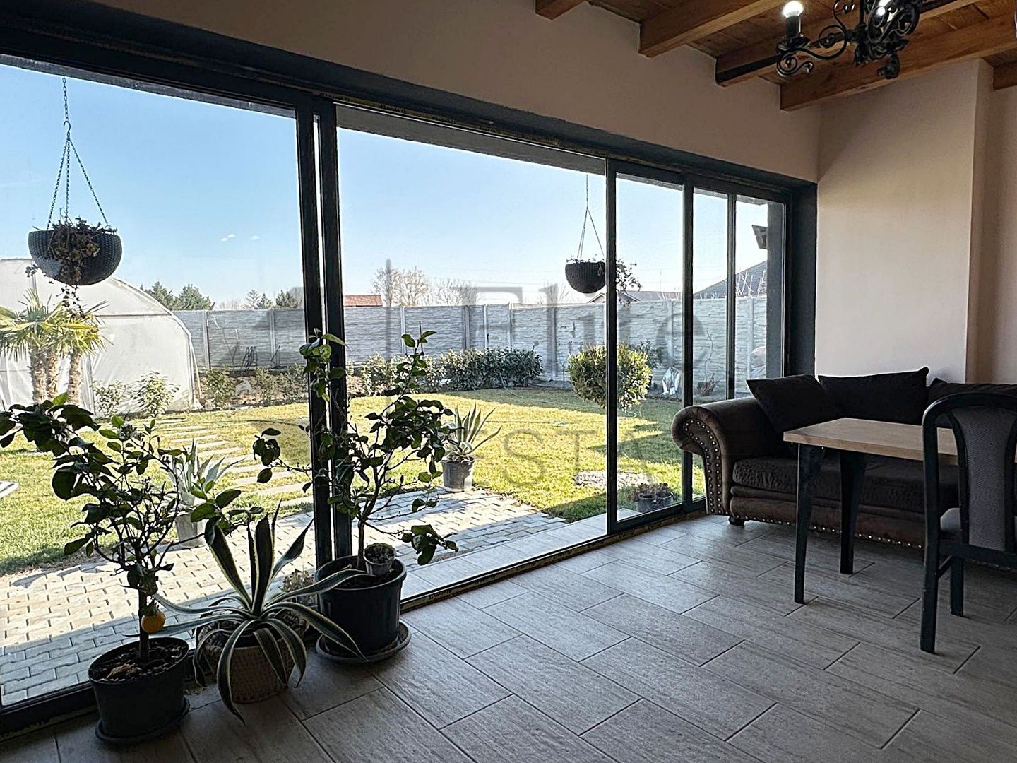 Casa cu 3 camere și teren 560 mp in Cartierul Episcopia din Oradea - Poză 11