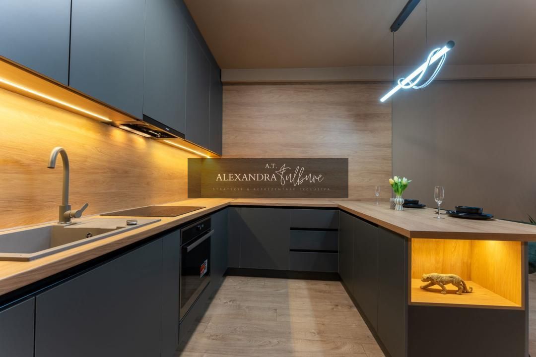 Apartament 2 camere, etaj intermediar, balcon, garaj, Eroilor - Poză 3