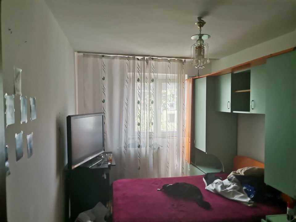 Vanzare apartament 2 camere, Razboieni - Poză 3