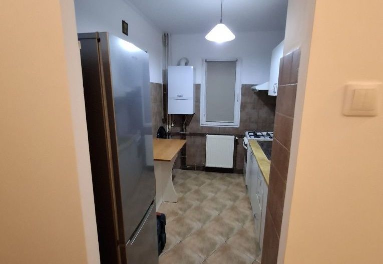 Aparatment 2 camere 50 mp  Podu Ros Splai Bahlui 350 euro - Poză 5