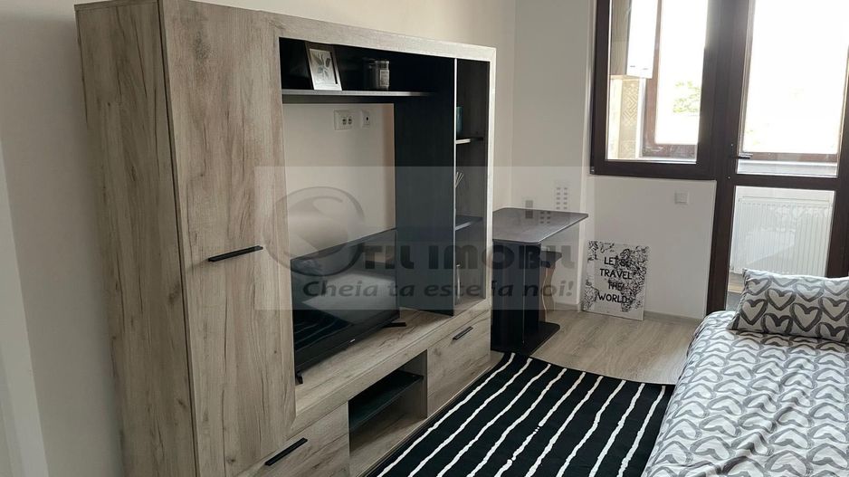 Garsonieră de închiriat – zonă centrală, aproape de Palas Mall - Poză 1