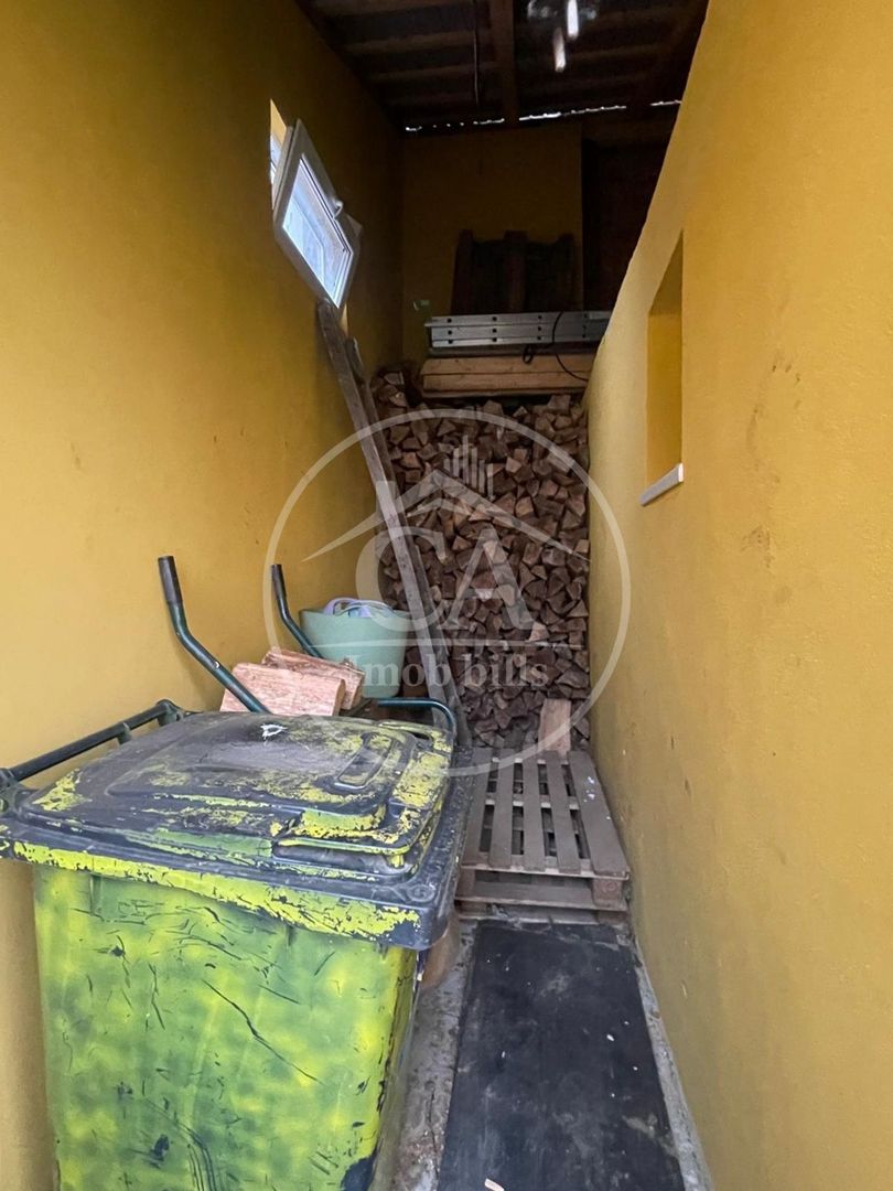Casa de vânzare cu 7 camere in zona Nufarul, Oradea - Poză 31