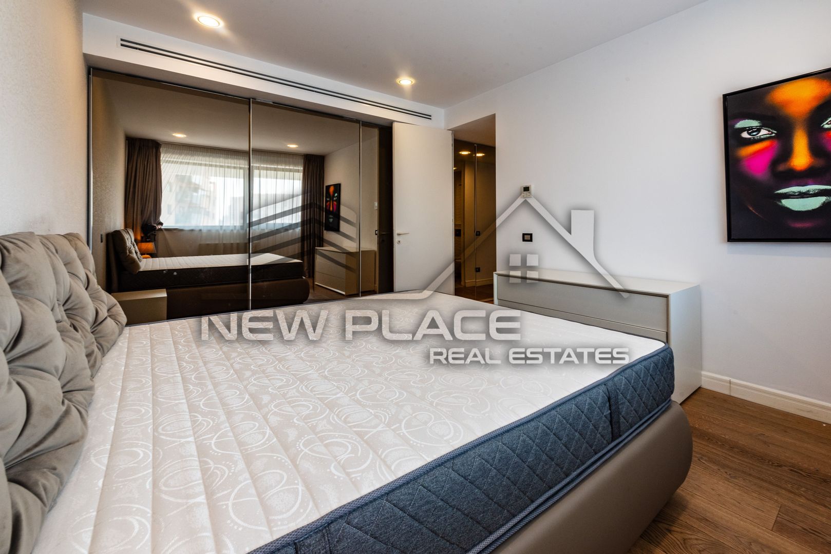 Cortina Residence | Exclusivitate | 950 Eur+TVA | Mobila Rovere | LUX - Poză 15