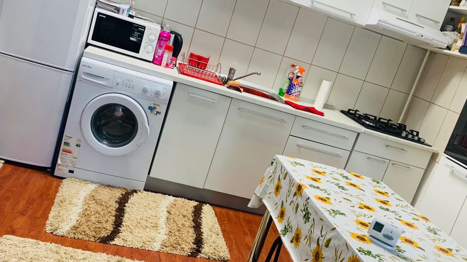 Ag EUROPA vinde apartament cu 2 cam. la etajul 1 in zona Micro 17. - Poză 4