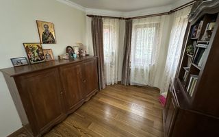 Vila cu 8 camere de vanzare, teren 1580mp, Zona Praid - Poză 27