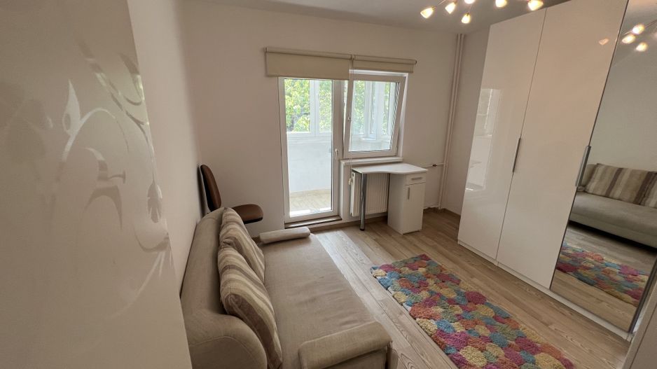 Apartament Lux 4 camere metrou loc parcare - Poză 17