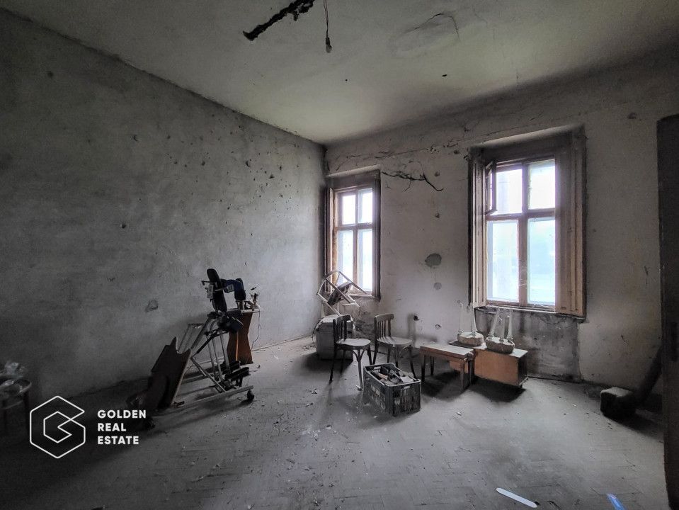 Casa cu teren 1600 mp, Lipova - Poză 7