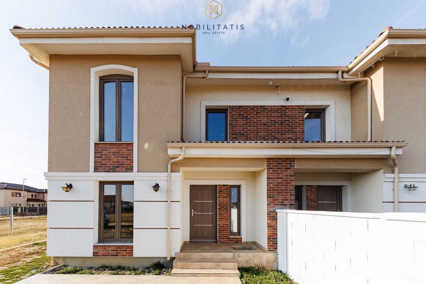 Duplex de vanzare - Dumbravita - 4 camere -  zona linistita - Poză 3