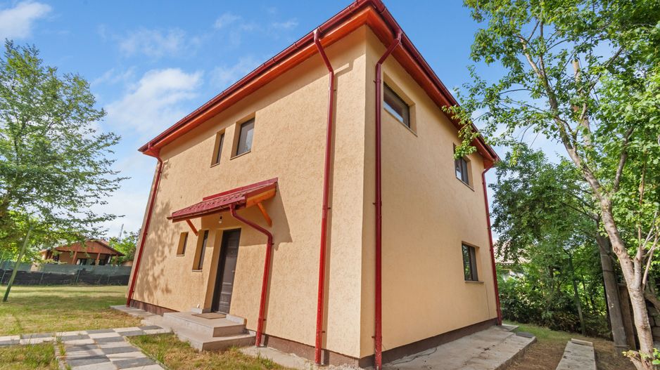 Snagov, Vilă elegantă, P+1+Pod, lot teren 500 mp, comision 0% - Poză 1