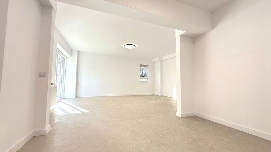 Spațiu comercial, vitrină stradală, zona Coresi – Maurer Residence - Poză 2