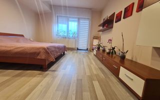 Vila individuala,la 10 min de Piața Victoriei! - Poză 8