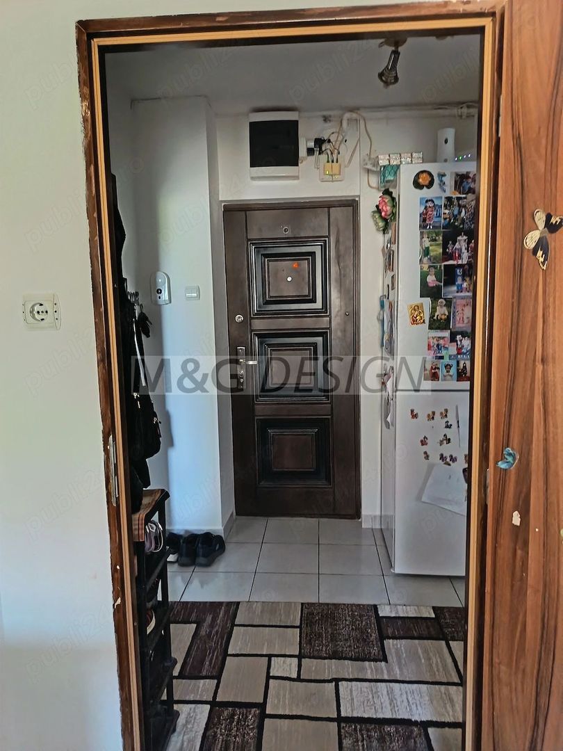 Ap 2 camere, decomandat , etaj intermediar - Poză 2