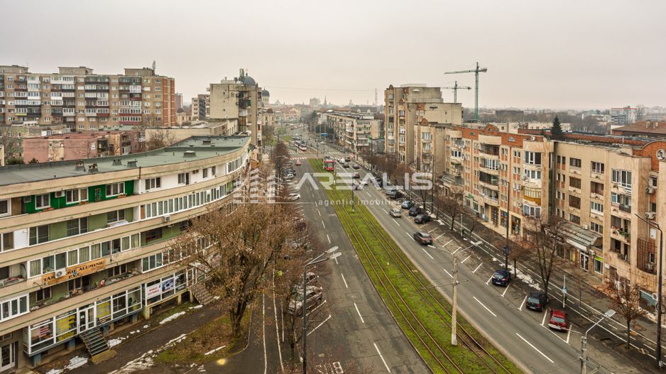 De închiriat -Apartament 3 camere, decomandat, zonă centrală - Poză 6