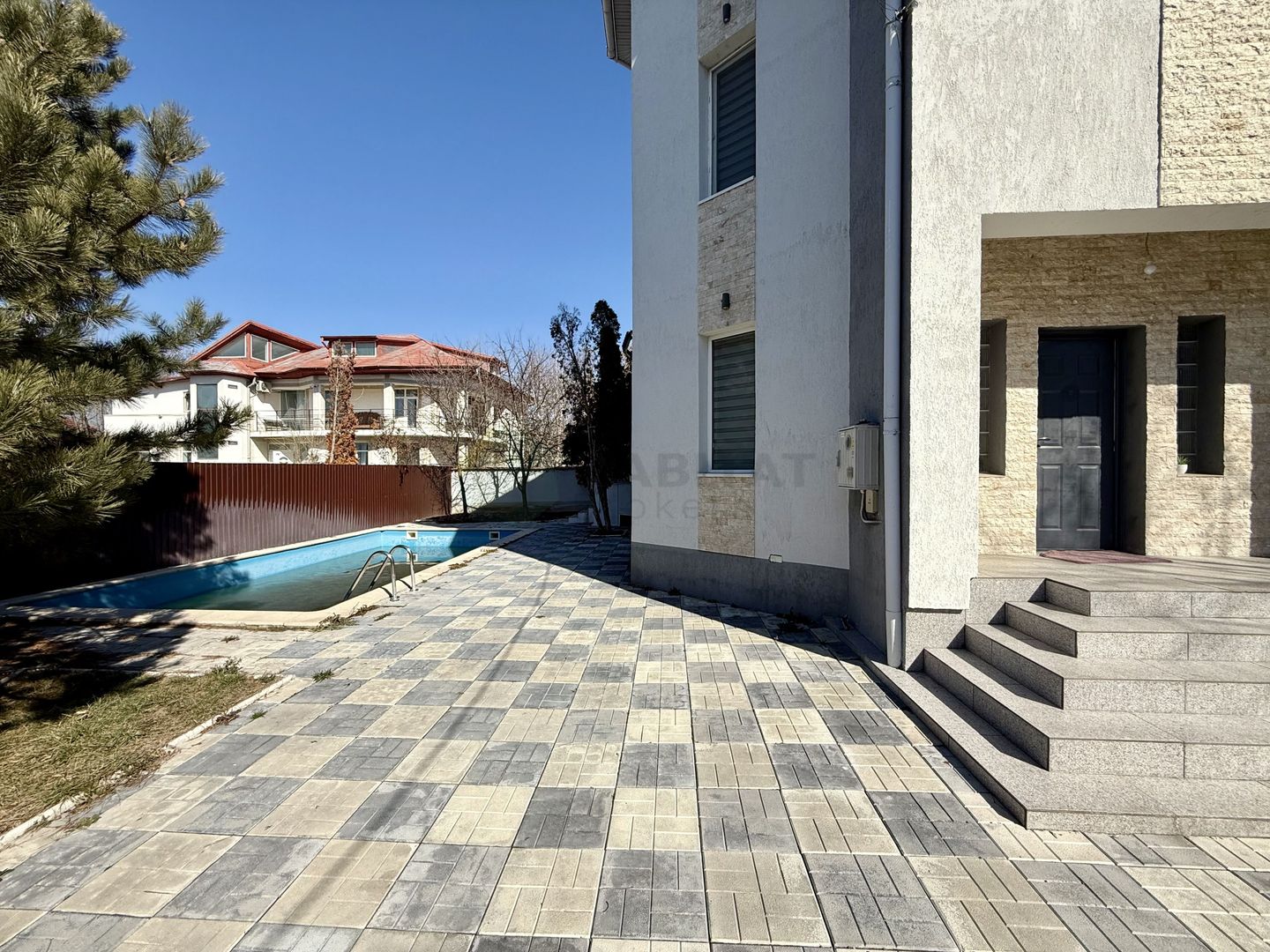 Vila 5 camere Volunatari| Mobilata, piscina exterioara - Poză 30