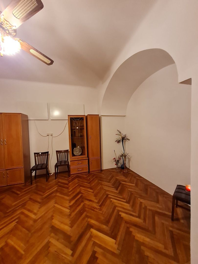Apartament generos zona Piata 700 - Poză 14