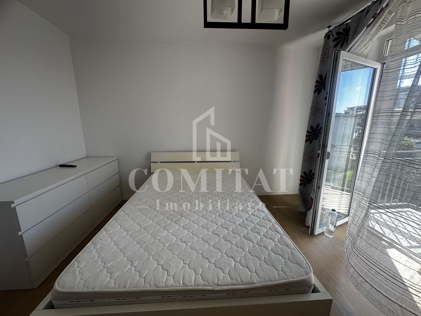 Apartament la etaj intermediar | 3 camere | Zona Eroilor - Poză 12