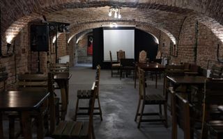 SAD - Spatiu comercial central de 160mp - ideal pentru cafenea, crama, magazin - Poză 7