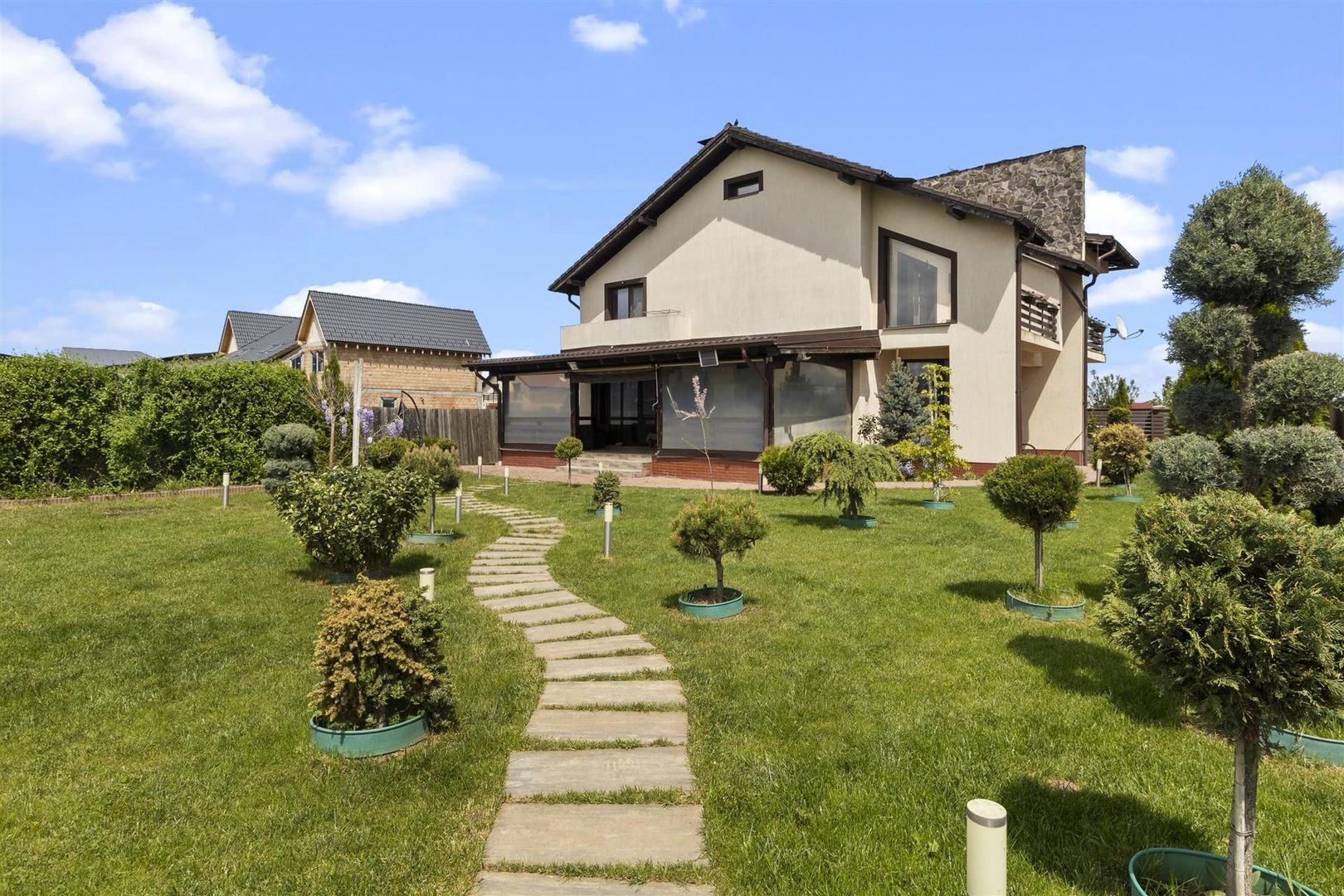 Comision 0% Vila superba in Sanpetru  5 camere si teren de 1644 mp - Poză 14