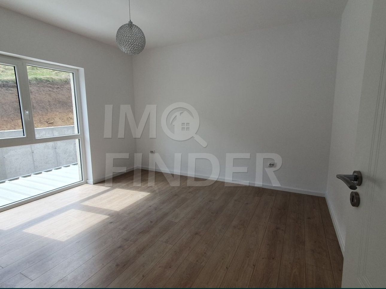 Vanzare 3 camere Floresti, zona Teilor, etaj 1, finisat - Poză 7