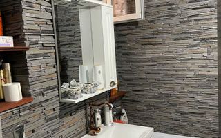 Apartament 2 camere de vanzare , Carpati 1 - Poză 1