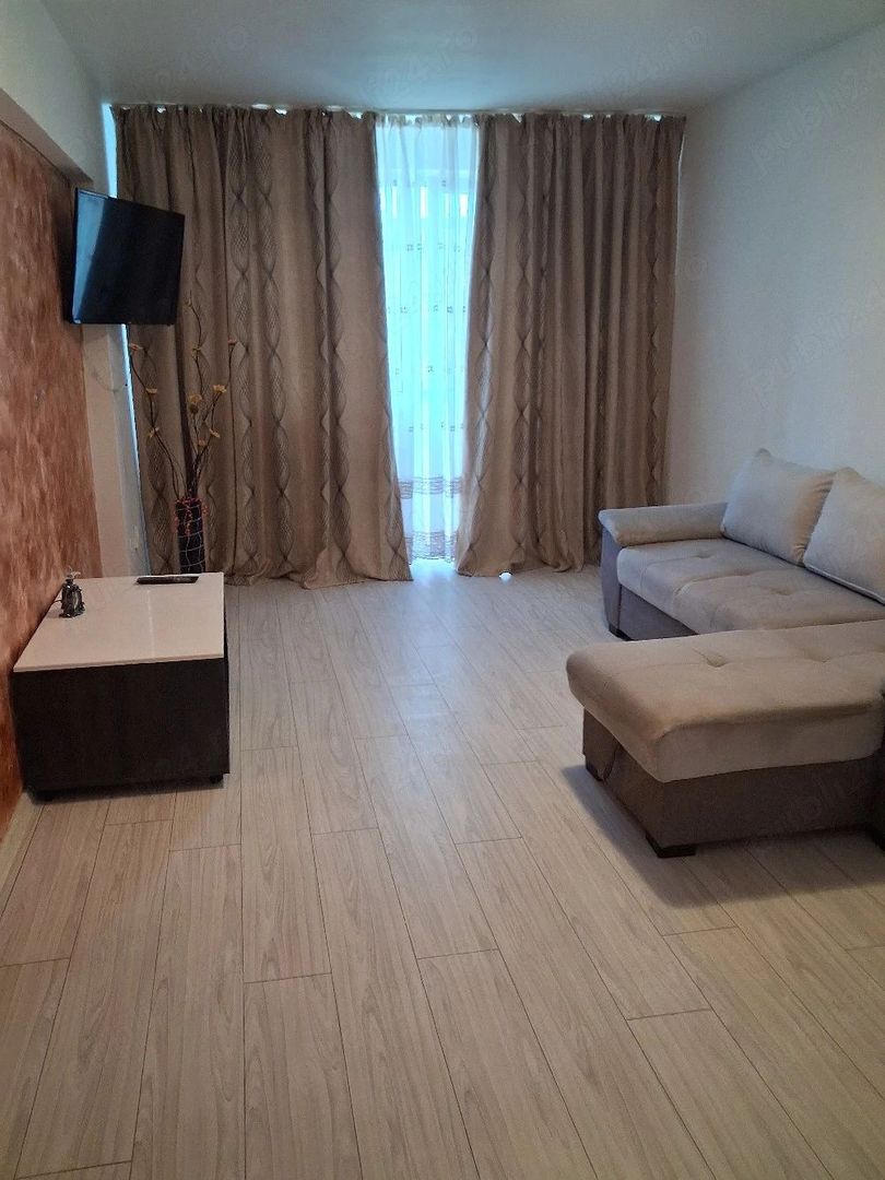 De inchiriat apartament cu 2 camere etaj 4 micro 13, 320 euro - Poză 1
