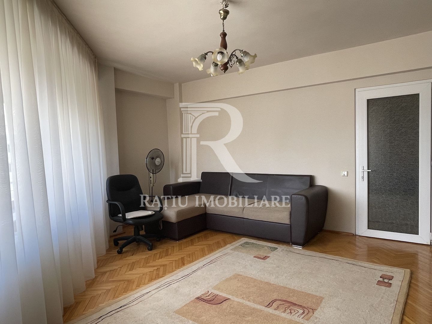 Apartament cu 2 camere | Cantemir | Oradea - Poză 2