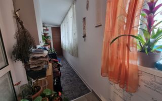 Apartament 2 camere, semidecomandat, parter inalt, Cetate - Poză 2