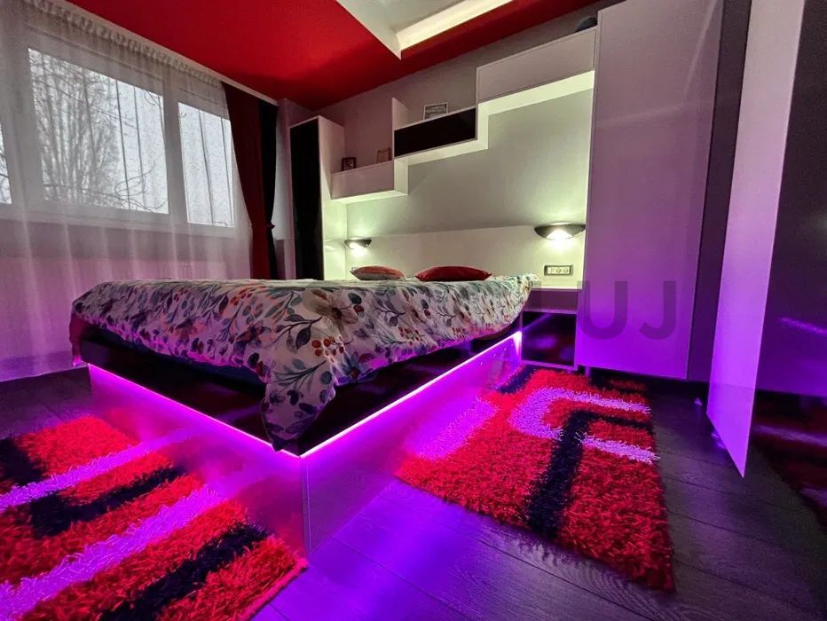 La cheie, cu doua balcoane, gata sa devina noul tau "acasa" - Poză 1