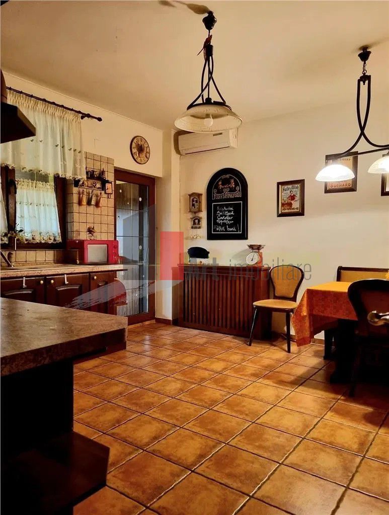 Vila superba cu gradina si panouri solare | Tancabesti - Poză 11