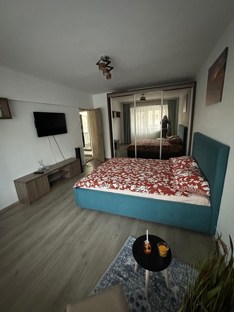 Închiriez apartament 2 camere zona tei - Poză 3