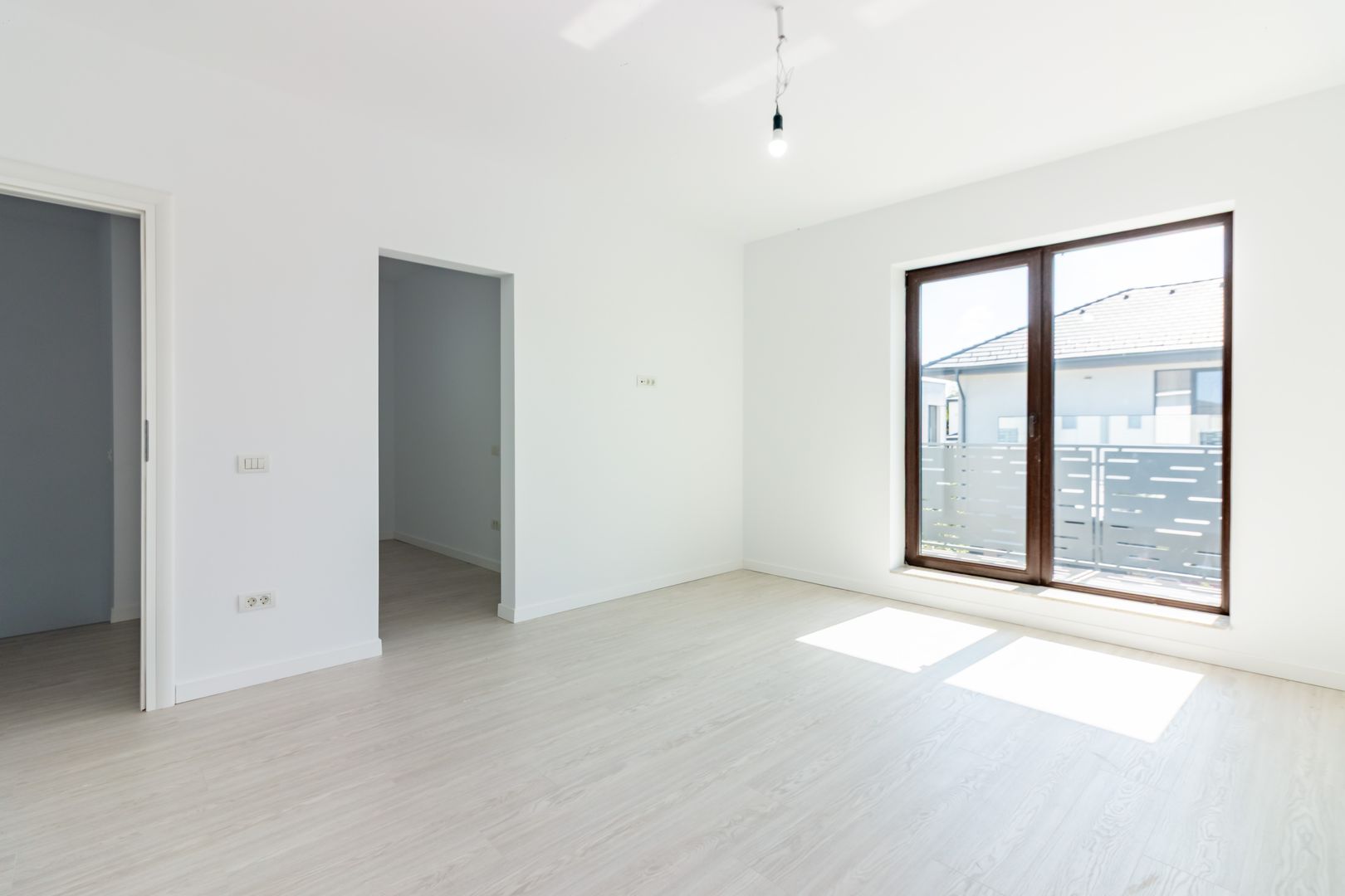 Casa/Vila 4 camere de vânzare în Corbeanca – casă nouă, zonă rezidenți - Poză 5
