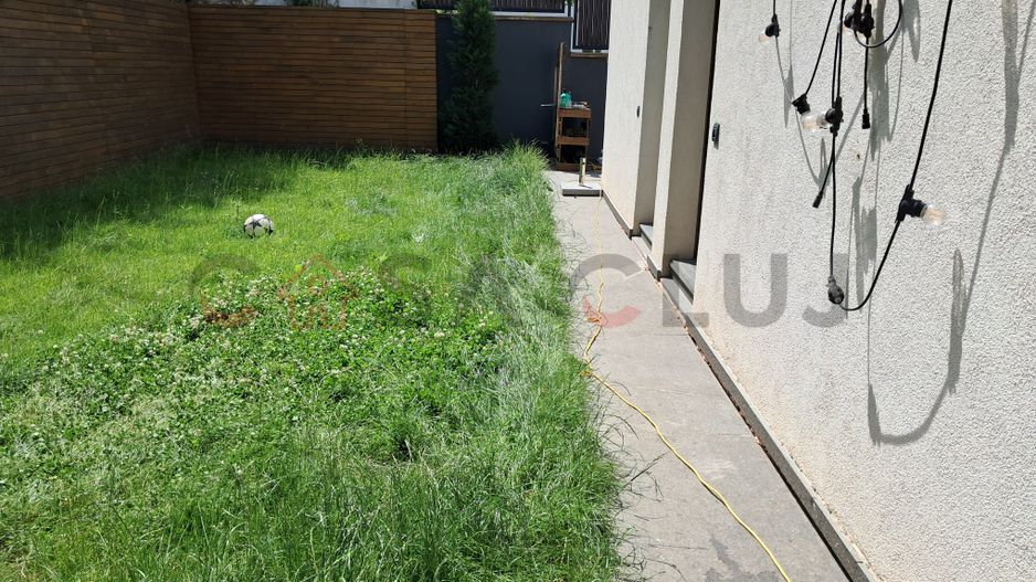 Apartament pe 2 nivele la vilă + Curte, Piscină, Saună și garaj, Gruia!! - Poză 16