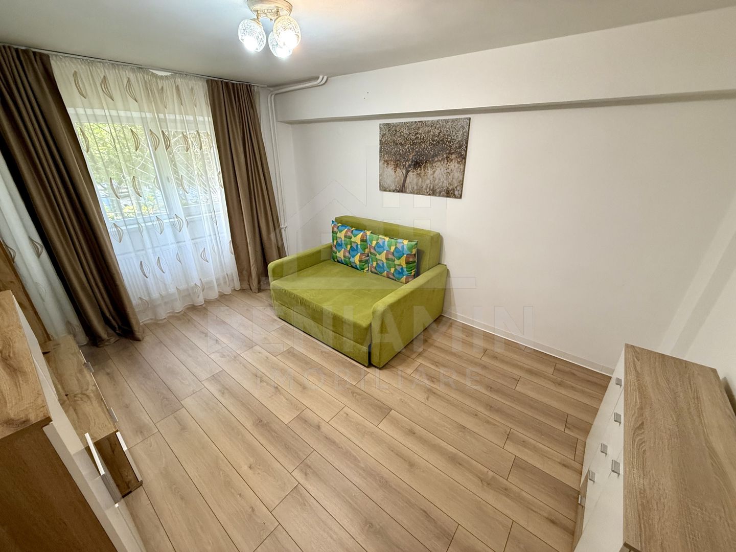 2 camere decomandat - parter - mobilat - utilat - centru - Ramada - Poză 2
