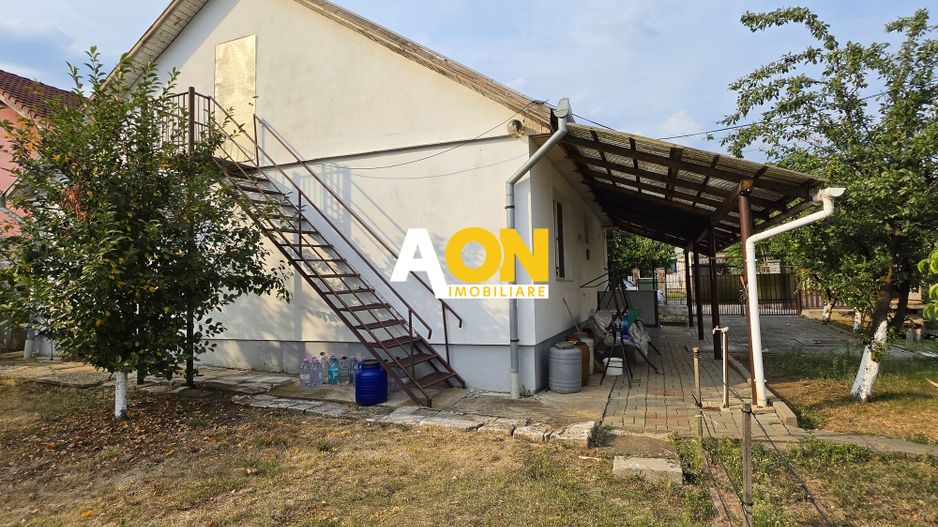 Casă 3 camere, 630 mp teren, zona Schit, Cetate - Poză 5
